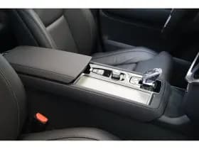 Volvo XC90 thumbnail 51