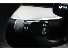 Volvo EX90 thumbnail 37