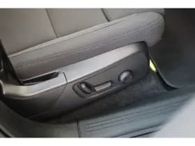 Volvo EX40 thumbnail 11