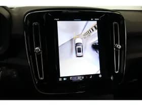 Volvo EX40 thumbnail 12