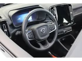 Volvo EX40 thumbnail 39