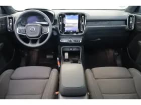 Volvo EX40 thumbnail 5