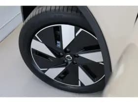 Volvo EX40 thumbnail 46
