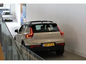 Volvo EX40 thumbnail 56