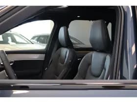 Volvo XC90 thumbnail 23