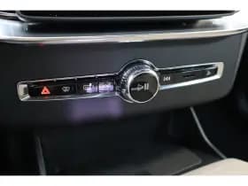 Volvo XC90 thumbnail 40