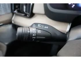 Volvo XC90 thumbnail 44