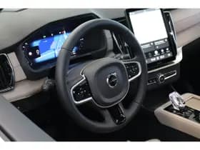 Volvo XC90 thumbnail 51
