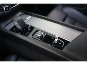 Volvo XC60 thumbnail 39