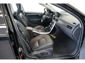 Volvo V70 thumbnail 6