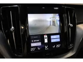Volvo XC60 thumbnail 35