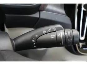 Volvo XC40 thumbnail 32