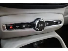 Volvo XC40 thumbnail 33