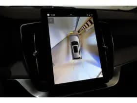 Volvo XC90 thumbnail 12