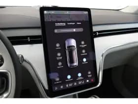 Volvo EX90 thumbnail 22