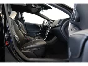 Volvo V40 thumbnail 30