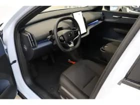 Volvo EX30 thumbnail 4