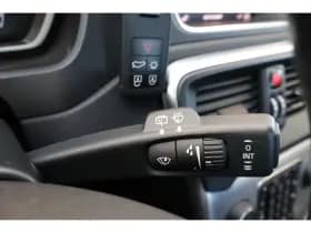 Volvo V40 thumbnail 22