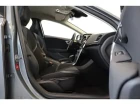 Volvo V40 thumbnail 23
