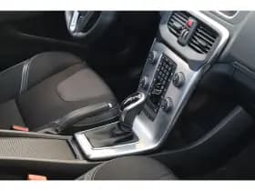 Volvo V40 thumbnail 24