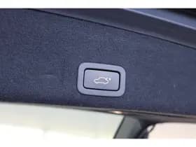 Volvo XC60 thumbnail 35