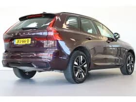 Volvo XC60 thumbnail 3