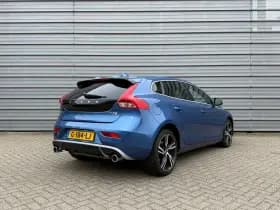 Volvo V40 thumbnail 3