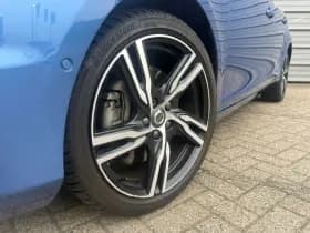 Volvo V40 thumbnail 4
