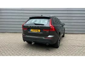Volvo XC60 thumbnail 3