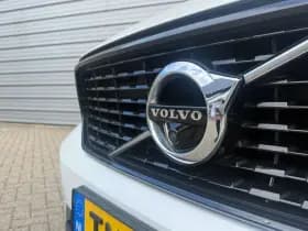Volvo XC40 thumbnail 7