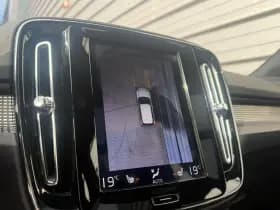 Volvo XC40 thumbnail 8