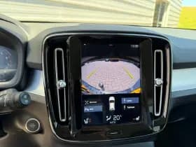 Volvo XC40 thumbnail 6