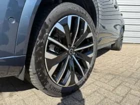Volvo XC90 thumbnail 4