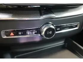 Volvo XC60 thumbnail 40