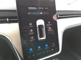 Volvo EX90 thumbnail 21
