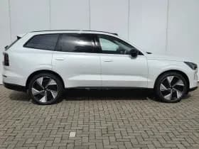 Volvo EX90 thumbnail 4