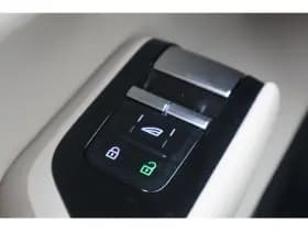 Volvo EX90 thumbnail 30