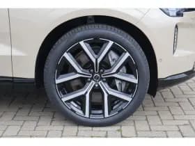 Volvo EX90 thumbnail 8