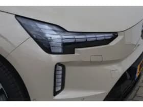 Volvo EX90 thumbnail 10
