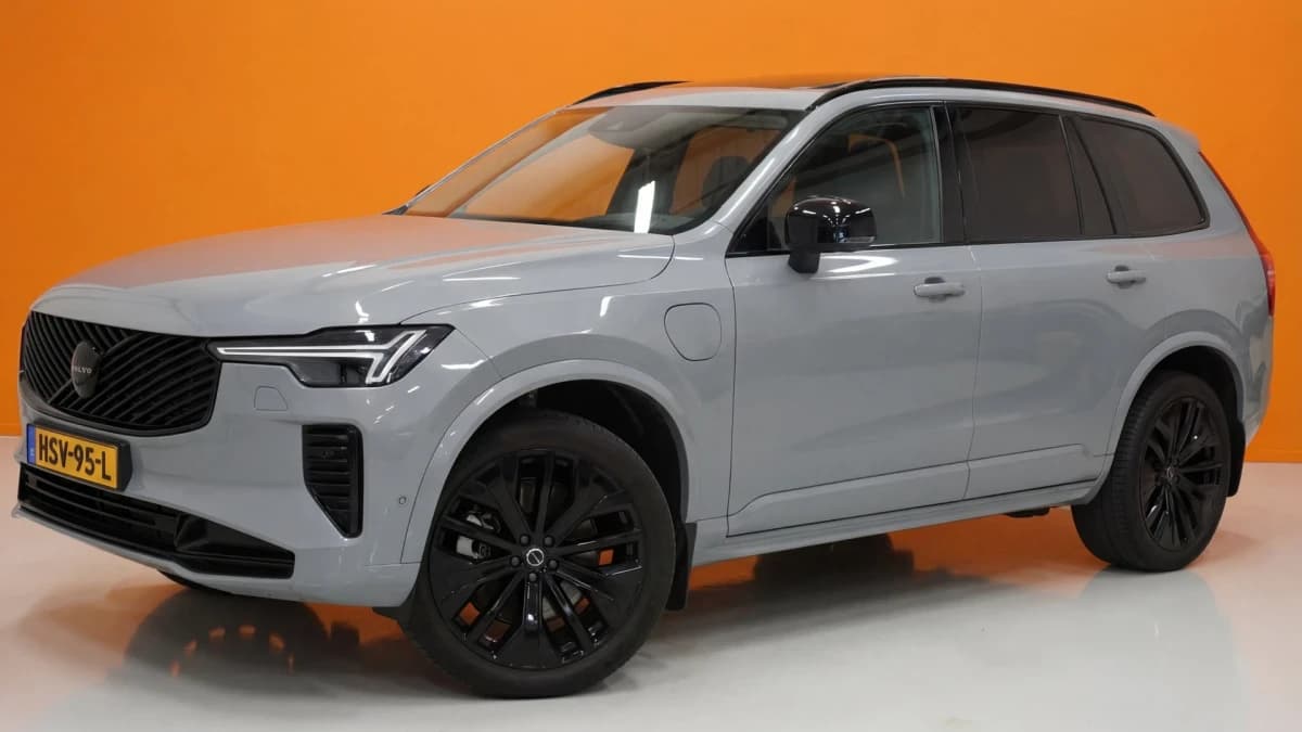 Volvo XC90 — foto 1