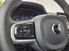 Volvo XC90 thumbnail 23