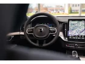 Volvo XC90 thumbnail 15