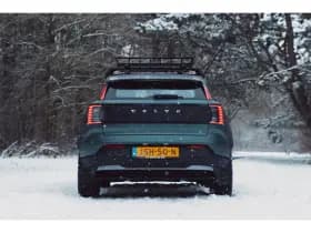 Volvo EX30 thumbnail 6