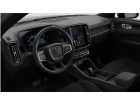 Volvo EX40 thumbnail 9