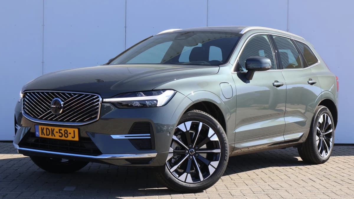 Volvo XC60 — foto 1