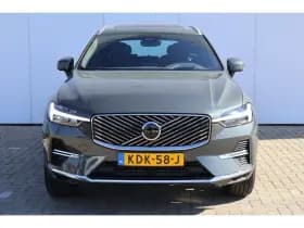 Volvo XC60 thumbnail 2