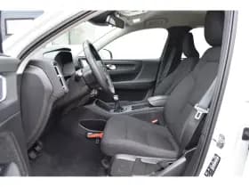 Volvo XC40 thumbnail 25