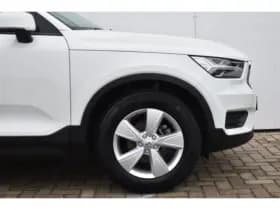 Volvo XC40 thumbnail 8