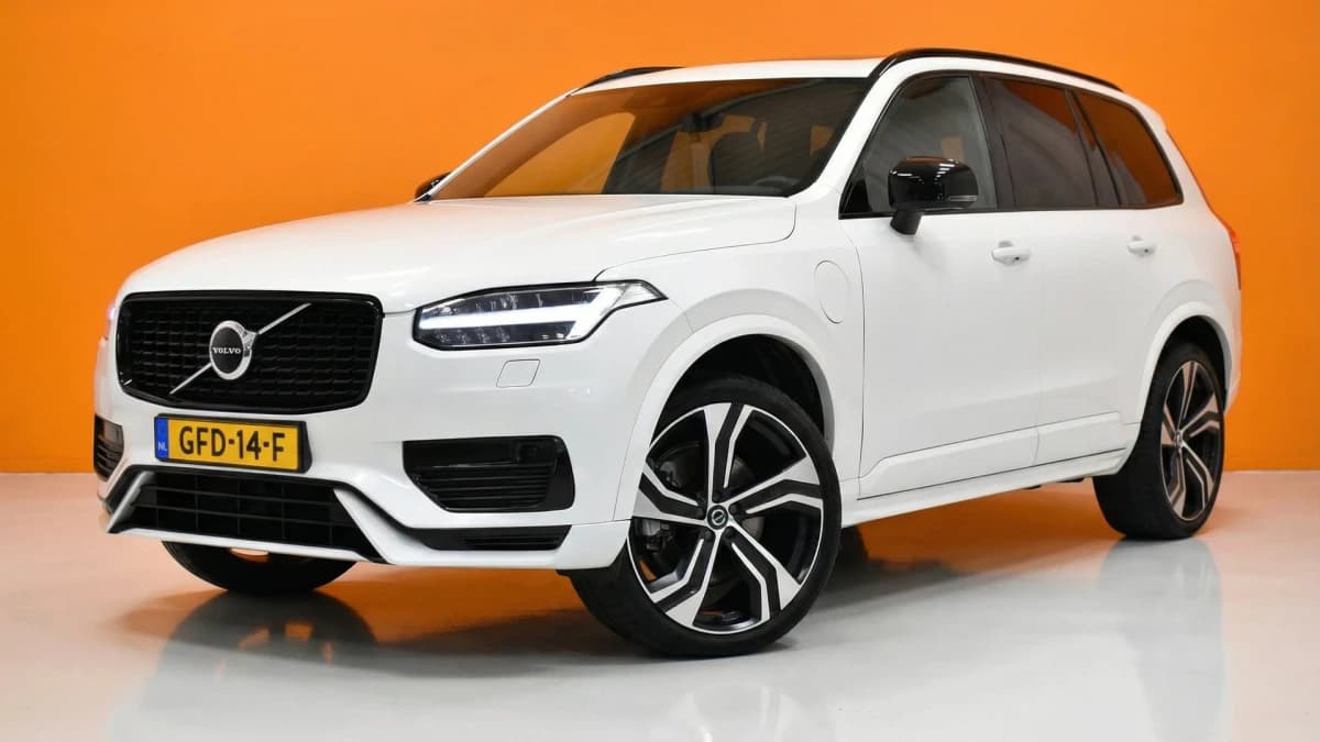 Volvo XC90 — foto 1