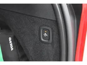 Volvo XC90 thumbnail 14